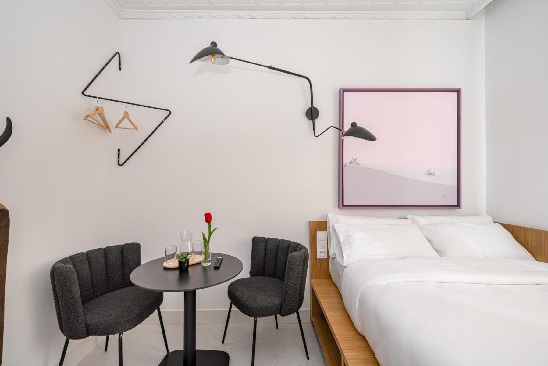 Centric Creative Rooms Мадрид Экстерьер фото