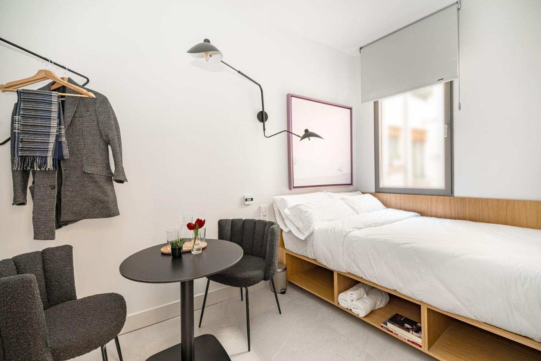 Centric Creative Rooms Мадрид Экстерьер фото