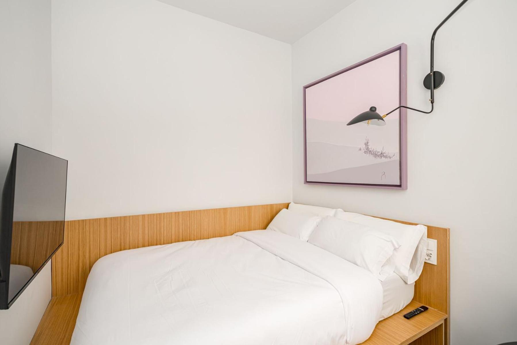 Centric Creative Rooms Мадрид Экстерьер фото