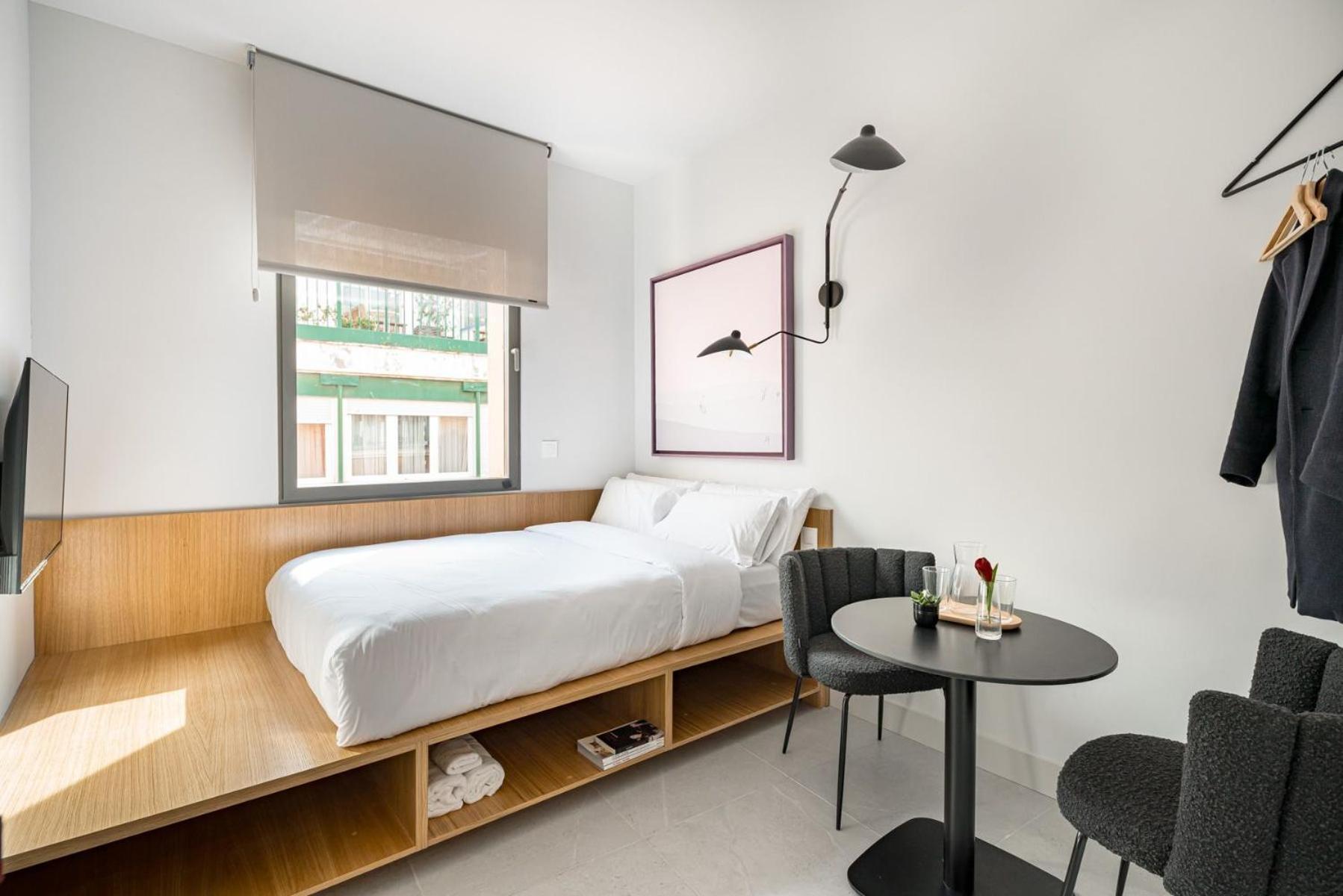 Centric Creative Rooms Мадрид Экстерьер фото